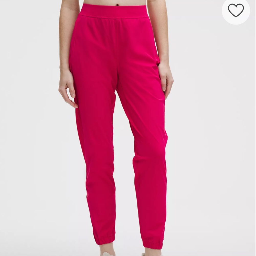 Adapted State High-Rise Jogger
Regular